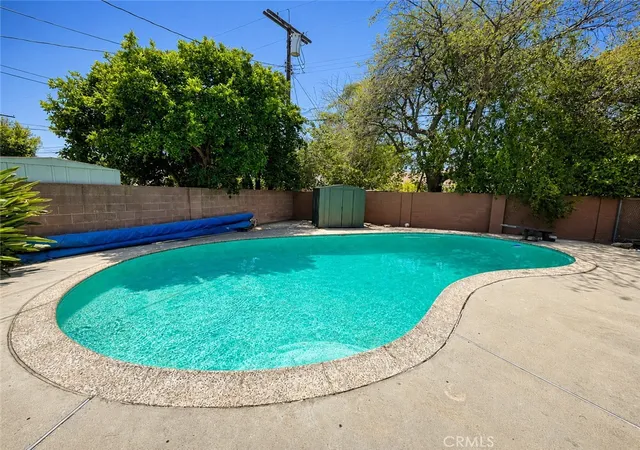 Photo 3 of Single family home for sale at 7509 Sunnybrae, Winnetka, CA 91306 | MLS# SR26166729 | Listing updated on 2026-10-02