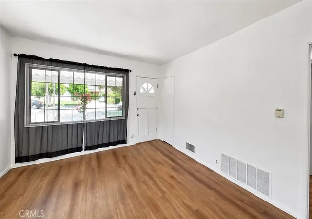 Photo 4 of Single family home for sale at 7509 Sunnybrae, Winnetka, CA 91306 | MLS# SR26166729 | Listing updated on 2026-10-02