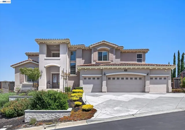 Photo 3 of Mansion for sale at 3182 Ashbourne Cir, San Ramon, CA 94583 | MLS# 41144651 | Listing updated on 2026-09-15