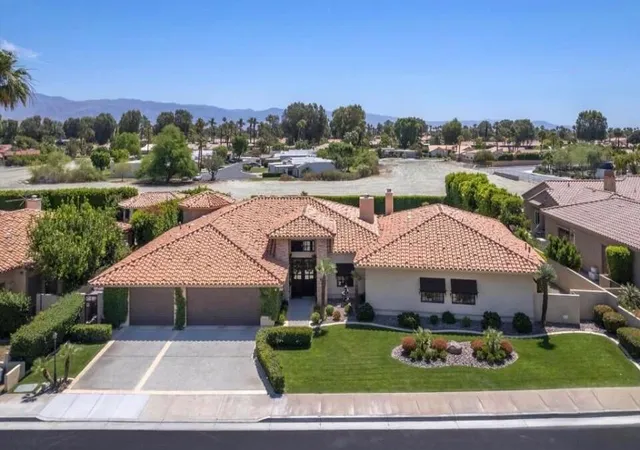 Photo 2 of Single family home for sale at 43190 Moore Cir, Bermuda Dunes, CA 92203 | MLS# 219151323DA | Listing updated on 2026-09-13