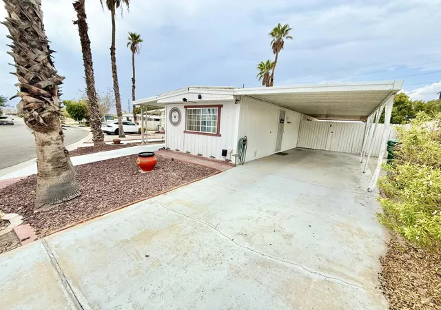 Photo 2 of Manufactured home for sale at 32059 Westchester Dr, Thousand Palms, CA 92276 | MLS# 219151329DA | Listing updated on 2026-09-13
