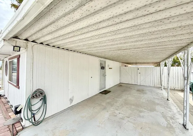 Photo 3 of Manufactured home for sale at 32059 Westchester Dr, Thousand Palms, CA 92276 | MLS# 219151329DA | Listing updated on 2026-09-13