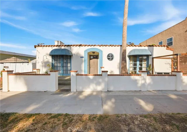 Photo 1 of Sale Pending at 906 Termino, Long Beach, CA 90804 | MLS# OC26173738 | Listing updated on 2026-10-27