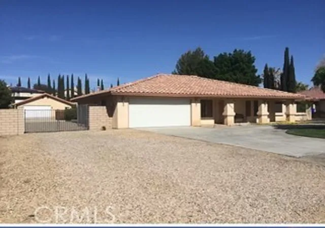 Photo 1 of Sale Pending at 13425 Rincon, Apple Valley, CA 92308 | MLS# HD26175395 | Listing updated on 2026-09-30