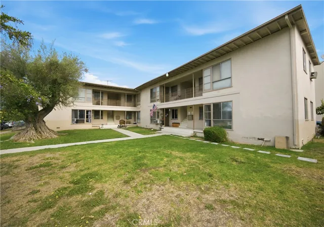 Photo 3 of Sale Pending at 5713 Corbett, Los Angeles, CA 90016 | MLS# OC26158092 | Listing updated on 2026-09-23