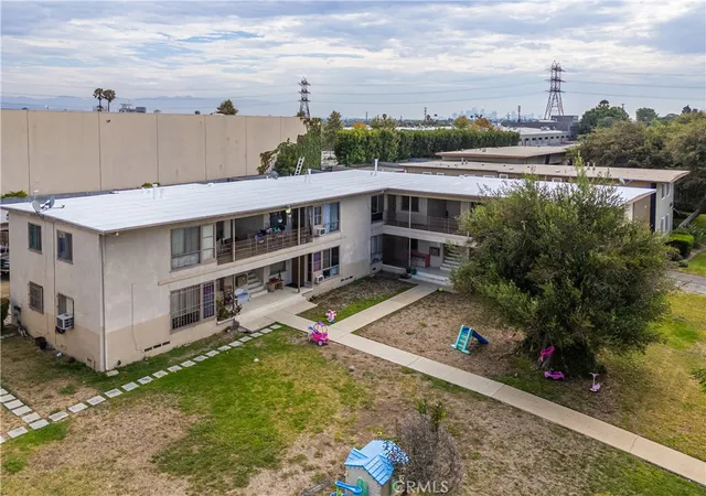 Photo 3 of Sale Pending at 5701 Corbett, Los Angeles, CA 90016 | MLS# OC26158094 | Listing updated on 2026-09-23