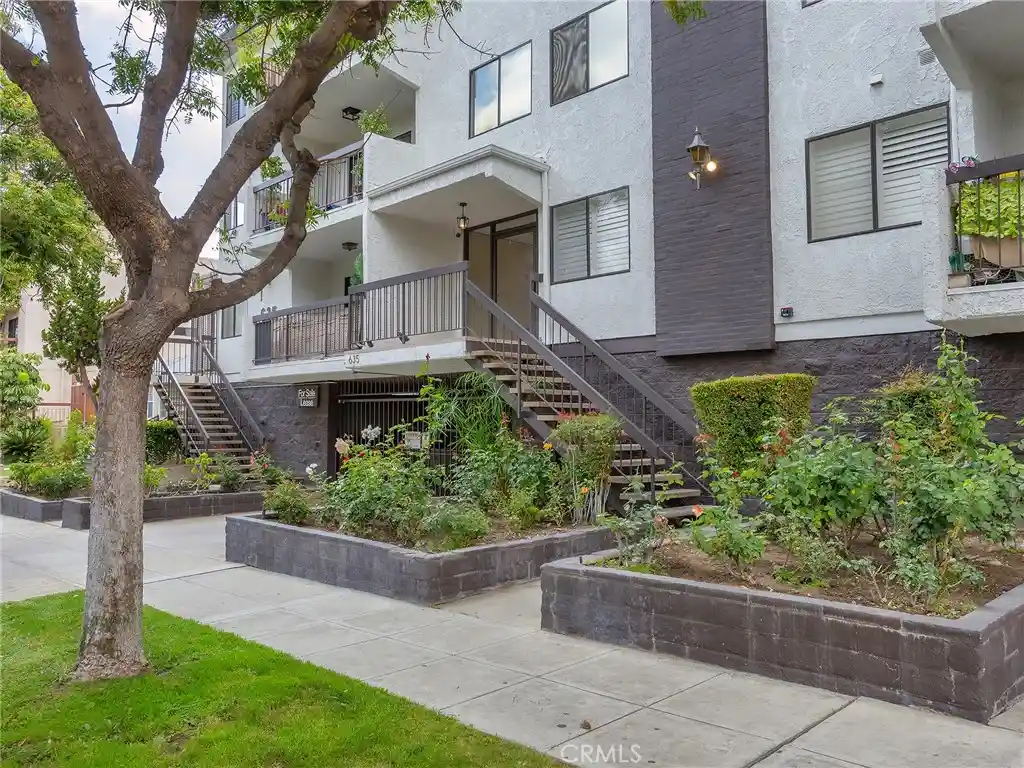 Condo for sale at 635 E Elmwood Ave #203, Burbank, CA 91501 | MLS# BB26175672