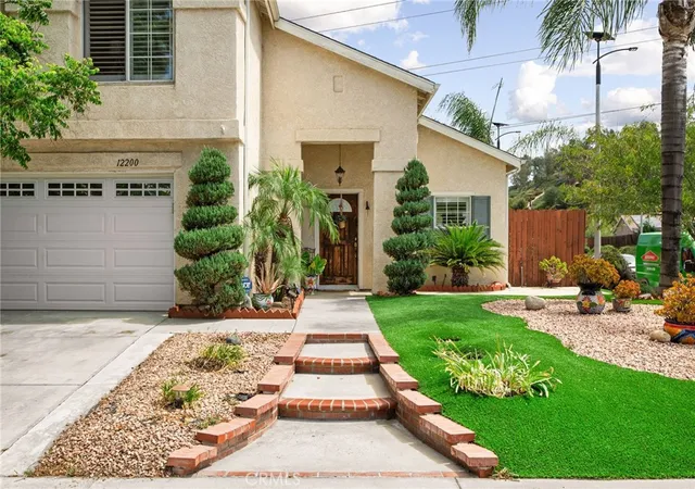 Photo 3 of Single family home for sale at 12200 Canyon Hl Ave, Sylmar, CA 91342 | MLS# IG26175440 | Listing updated on 2026-10-10