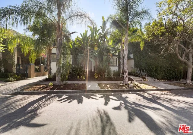 Photo 1 of Multi family home for sale at 422 N Sierra Bonita Ave, Los Angeles, CA 90036 | MLS# 26871485 | Listing updated on 2026-09-13