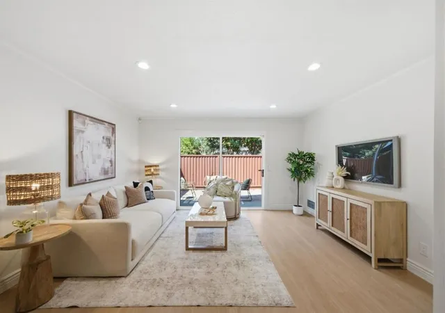 Listing Photo 1 - Condo for sale in building located at 1081 Reed Ave, Sunnyvale, CA 94086 - Unit #B