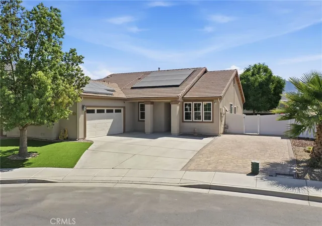 Photo 2 of Single family home for sale at 123 Lily, San Jacinto, CA 92583 | MLS# IV26176410 | Listing updated on 2026-09-10