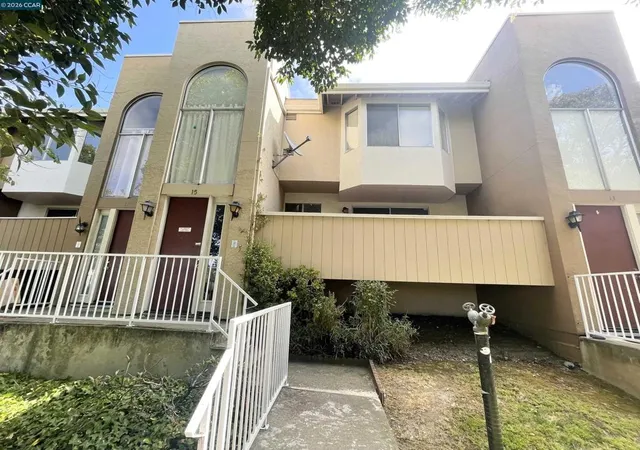 Photo 1 of Townhouse for sale at 2121 Vale Rd #15, San Pablo, CA 94806 | MLS# 41144733 | Listing updated on 2026-10-08