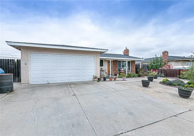 Photo 2 of Sale Pending at 3919 Berrywood, Santa Maria, CA 93455 | MLS# PI26176578 | Listing updated on 2026-09-27