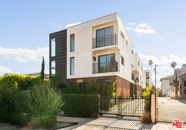 Photo 1 of Multi family home for sale at 923 N Mariposa Ave, Los Angeles, CA 90029 | MLS# 26869087 | Listing updated on 2026-09-17