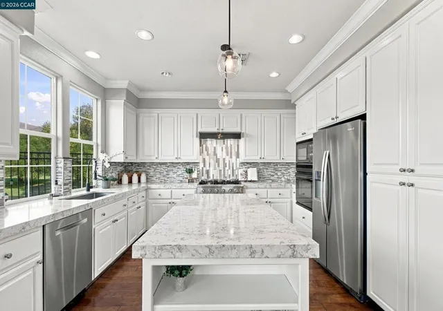 Photo 1 of Single family home for sale at 6122 Ashwell Way, Vallejo, CA 94591 | MLS# 41144760 | Listing updated on 2026-10-01