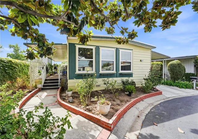 Photo 3 of Manufactured home for sale at 14851 Jeffrey Rd #192, Irvine, CA 92618 | MLS# OC26176250 | Listing updated on 2026-09-26