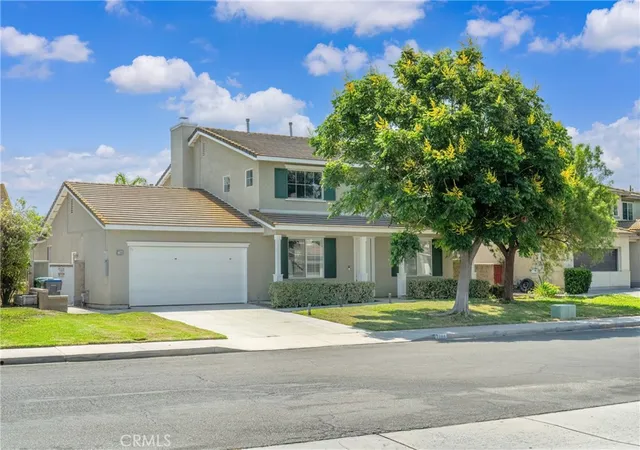 Photo 3 of Single family home for sale at 7266 Citrus Valley Ave, Eastvale, CA 92880 | MLS# CV26140515 | Listing updated on 2026-10-10