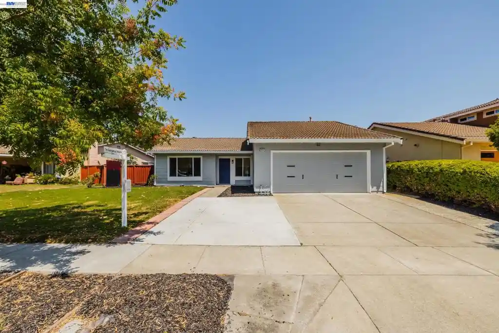 Photo 1 of Single family home for sale at 33457 Caliban Dr, Fremont, CA 94555 | MLS# 41144775 | Listing updated on 2026-10-27