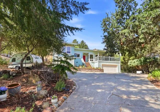 Photo 3 of Single family home for sale at 17411 Holiday Dr, Morgan Hill, CA 95037 | MLS# ML82057482 | Listing updated on 2026-10-04
