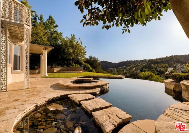 Photo 3 of Single family home for sale at 3469 Cordova Dr, Calabasas, CA 91302 | MLS# 26871783 | Listing updated on 2026-09-29