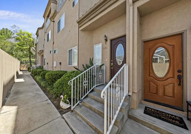 Photo 4 of Townhouse for sale at 7546 Romeria St, Carlsbad, CA 92009 | MLS# NDP2607605 | Listing updated on 2026-09-28