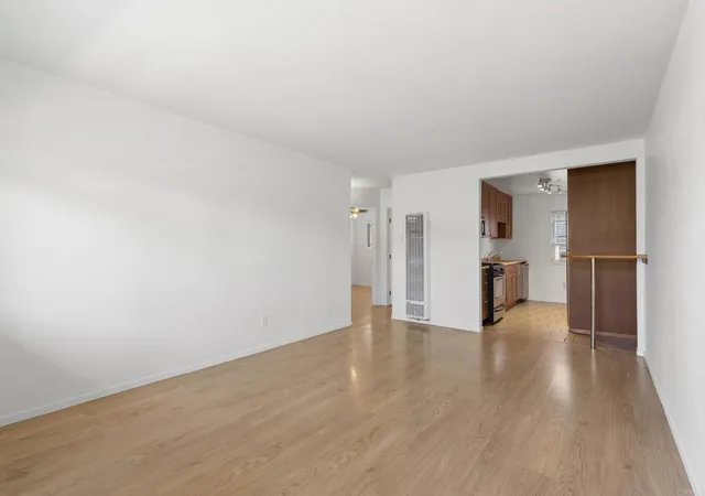 Listing Photo 2 - Condo for sale in building located at 4633 Bancroft St, San Diego, CA 92116 - Unit #8