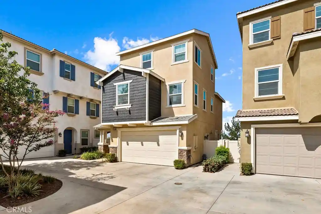 Photo 1 of Condo for sale at 3933 Iron Mountain, Jurupa Valley, CA 92509 | MLS# IG26139277 | Listing updated on 2026-10-27