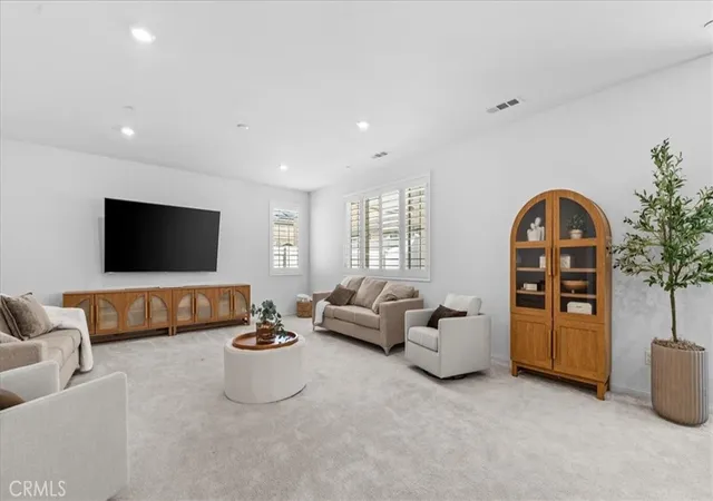 Photo 3 of Single family home for sale at 1808 Tapaderos, Hemet, CA 92545 | MLS# CV26176913 | Listing updated on 2026-09-28
