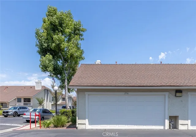 Photo 3 of Townhouse for sale at 1700 W Cerritos #256, Anaheim, CA 92804 | MLS# NP26162074 | Listing updated on 2026-09-29