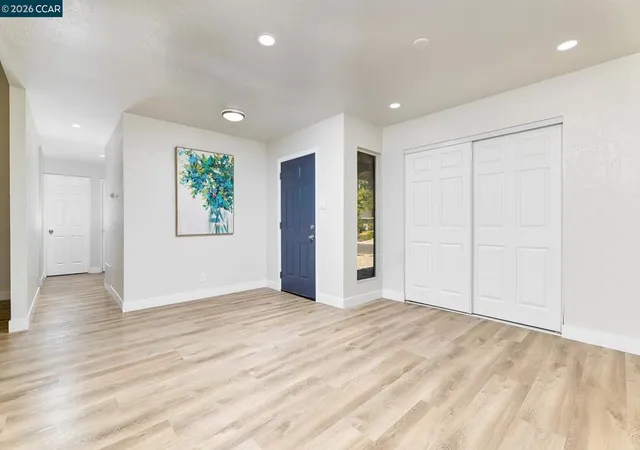 Photo 3 of Single family home for sale at 2117 Lopez Dr, Antioch, CA 94509 | MLS# 41144798 | Listing updated on 2026-09-13
