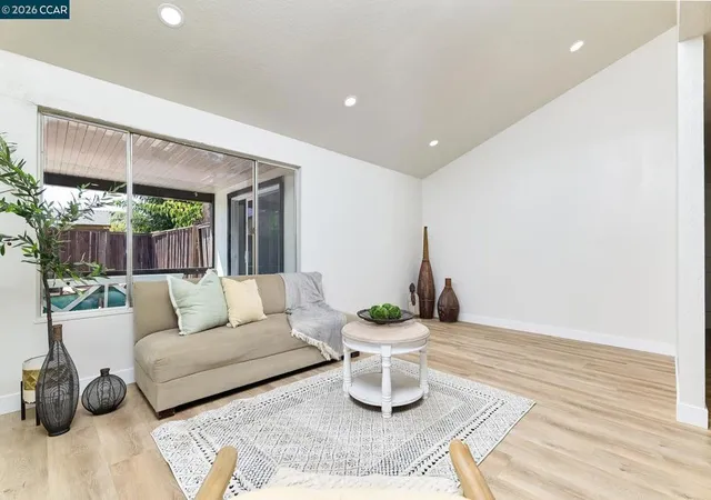 Photo 4 of Single family home for sale at 2117 Lopez Dr, Antioch, CA 94509 | MLS# 41144798 | Listing updated on 2026-09-13