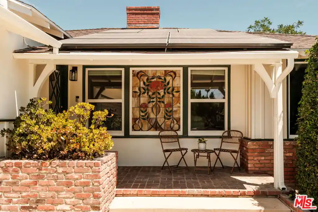 Photo 1 of Single family home for sale at 5640 Greenbush Ave, Van Nuys, CA 91401 | MLS# 26870257 | Listing updated on 2026-10-16