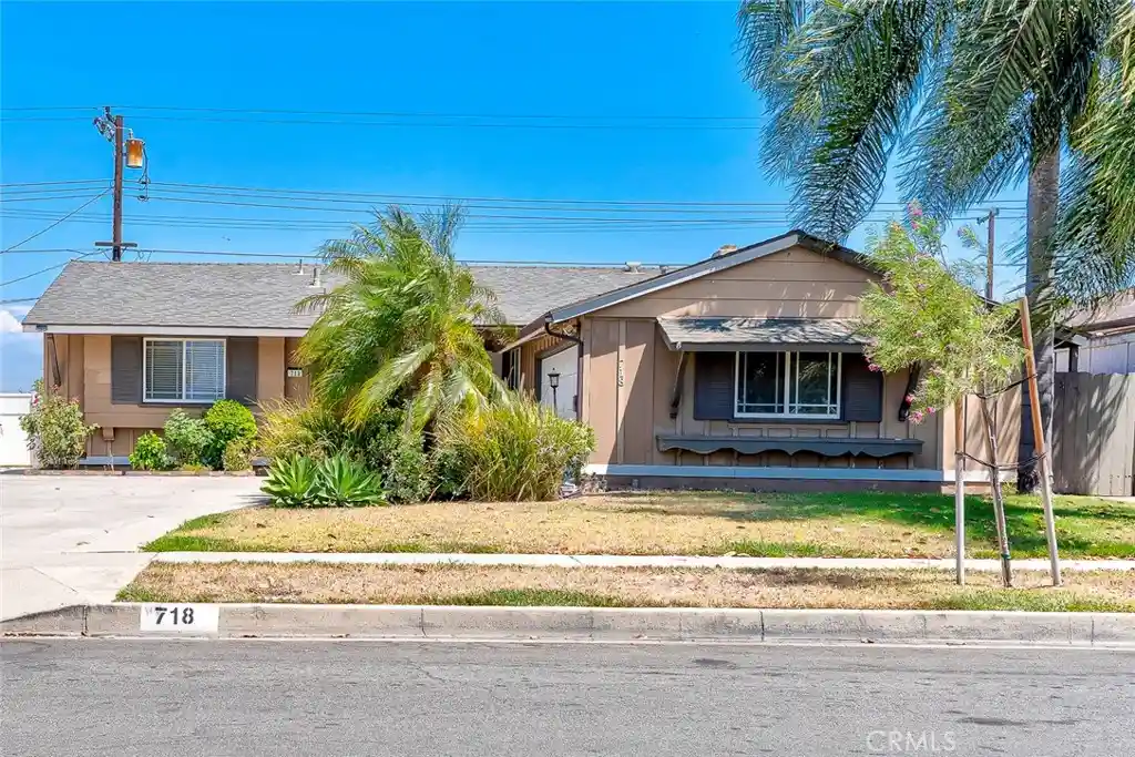 Single family home for sale at 718 Meade Ave, Fullerton, CA 92833 | MLS# PW26176995