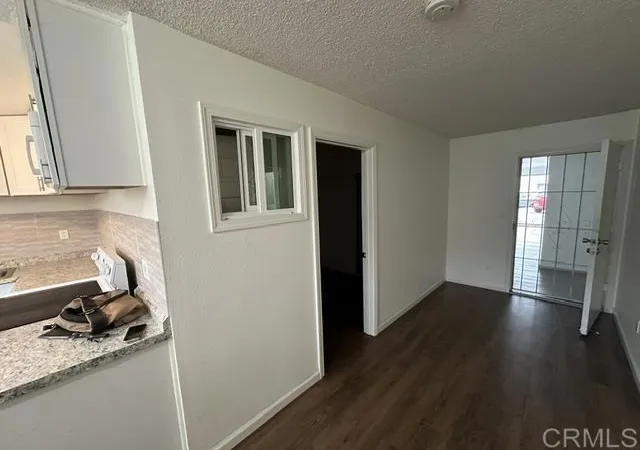 Listing Photo 4 - Condo for sale in building located at 279 Moss St, Chula Vista, CA 91911 - Unit #13