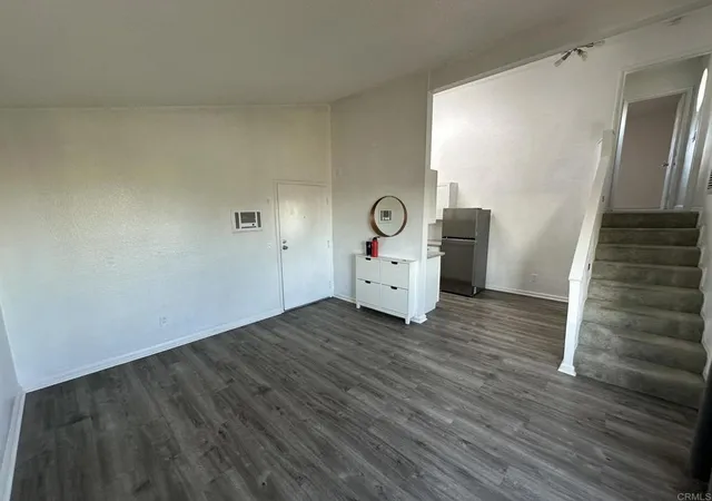 Listing Photo 5 - Condo for sale in building located at 4921 Trojan St, San Diego, CA 92115 - Unit #8