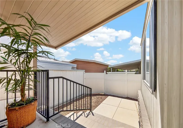 Photo 3 of Manufactured home for sale at 2230 Lake Park Dr #253, San Jacinto, CA 92583 | MLS# SW26175277 | Listing updated on 2026-10-02