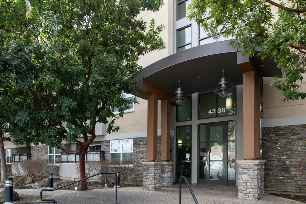 Condo for sale at 4388 El Camino Real #130, Los Altos, CA 94022 | MLS# ML82051986