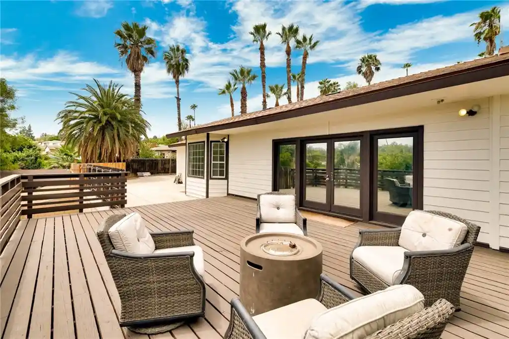 Photo 1 of Single family home for sale at 2128 Oak Crst, Riverside, CA 92506 | MLS# TR26168414 | Listing updated on 2026-10-23