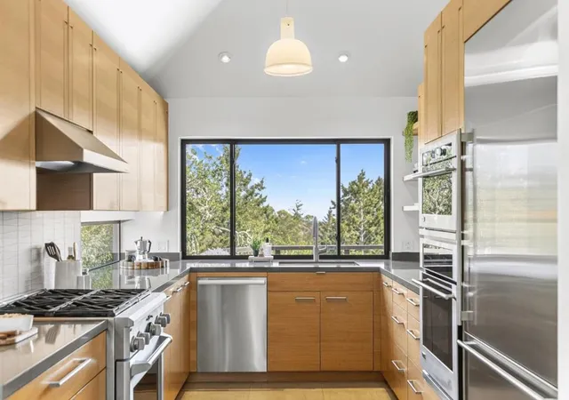 Photo 3 of Single family home for sale at 400 Endlich Dr, Santa Cruz, CA 95060 | MLS# ML82056986 | Listing updated on 2026-10-11
