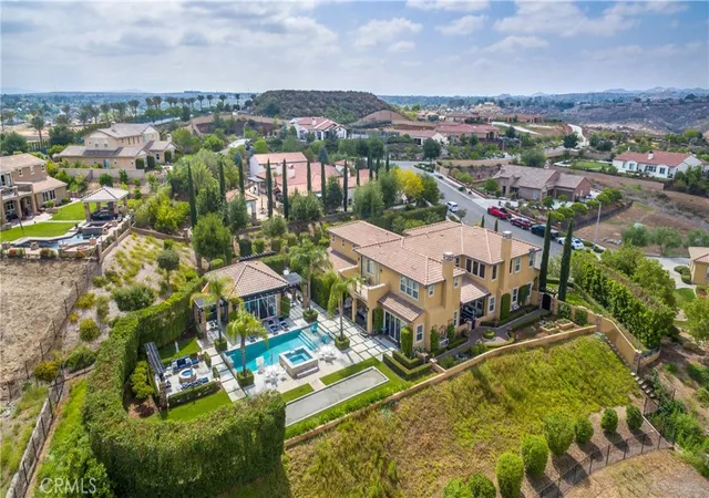 Photo 2 of Mansion for sale at 455 Wrightwood Ct, Riverside, CA 92506 | MLS# IV26177231 | Listing updated on 2026-10-06