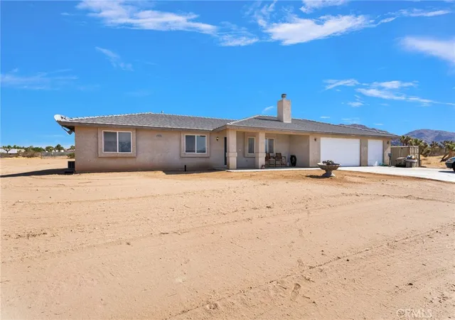 Photo 3 of Single family home for sale at 23520 Pala, Apple Valley, CA 92307 | MLS# HD26176863 | Listing updated on 2026-09-30