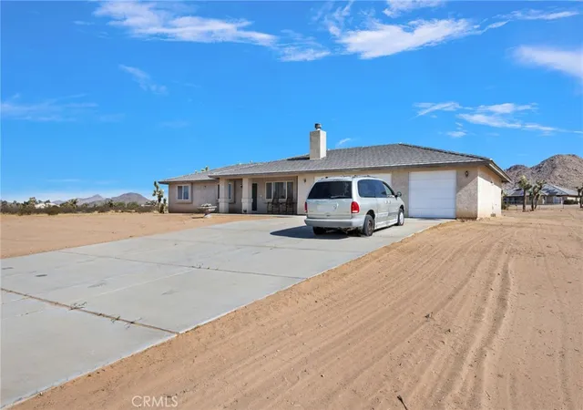 Photo 4 of Single family home for sale at 23520 Pala, Apple Valley, CA 92307 | MLS# HD26176863 | Listing updated on 2026-09-30