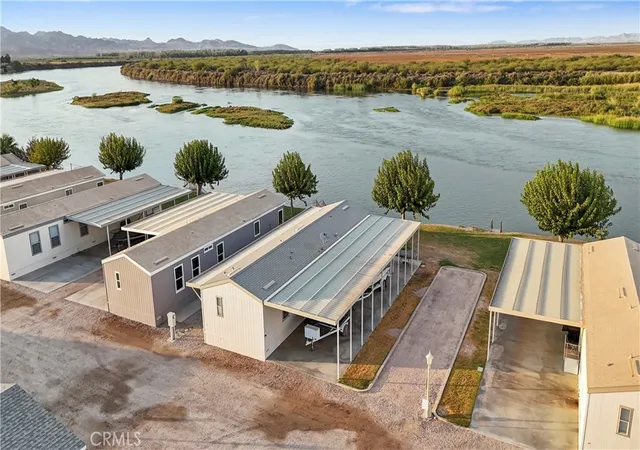 Photo 4 of Manufactured home for sale at 5900 Colorado River #5, Blythe, CA 92225 | MLS# SW26176594 | Listing updated on 2026-09-13