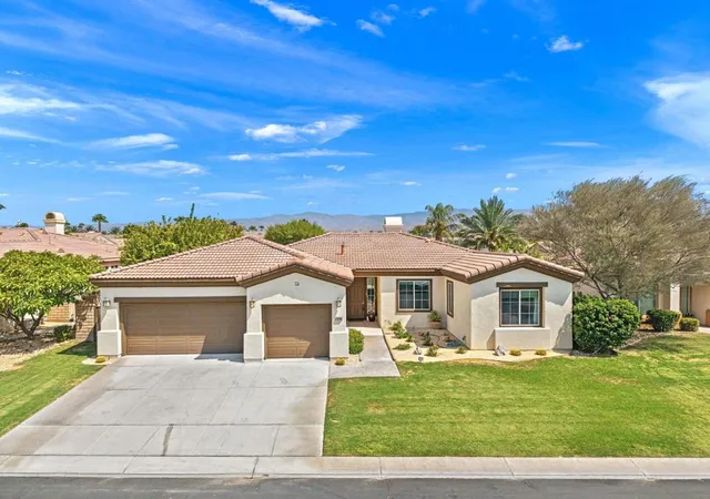 Photo 1 of Sale Pending at 79786 Pkwy Esplanade S, La Quinta, CA 92253 | MLS# 219151365DA | Listing updated on 2026-10-08