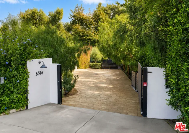 Photo 2 of Single family home for sale at 6316 Busch Dr, Malibu, CA 90265 | MLS# 26871859 | Listing updated on 2026-09-11