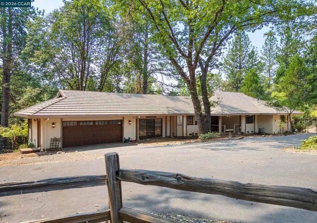 Photo 1 of Single family home for sale at 4710 Colorado Ct, Camino, CA 95709 | MLS# 41144882 | Listing updated on 2026-09-25