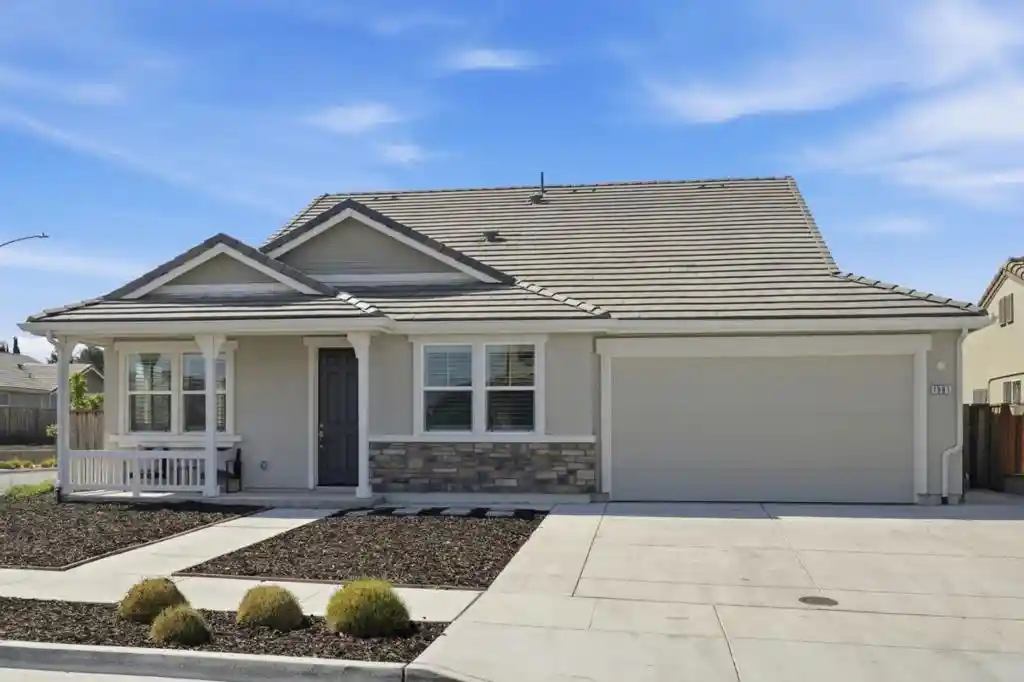 Photo 1 of Single family home for sale at 1981 Dylan St, Hollister, CA 95023 | MLS# ML82054751 | Listing updated on 2026-10-30
