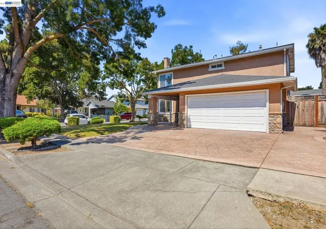 Photo 1 of Sale Pending at 36956 Reynolds Dr, Fremont, CA 94536 | MLS# 41144886 | Listing updated on 2026-09-23