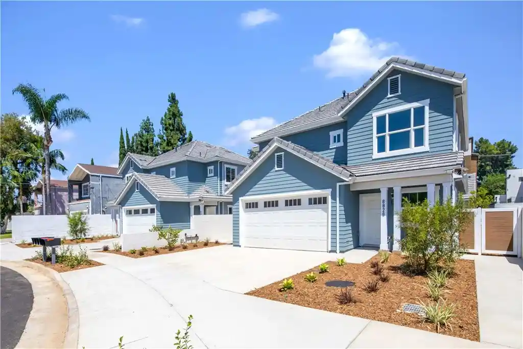 Photo 1 of Single family home for sale at 6826 N Whitman Ave, Van Nuys, CA 91406 | MLS# CV26177553 | Listing updated on 2026-10-22