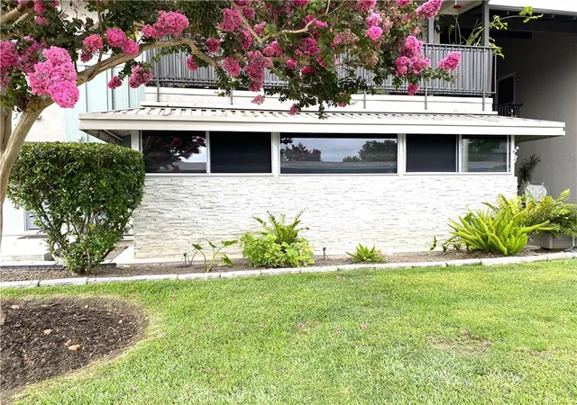Condo for sale at 1920 Mckinney Way M15 17c, Seal Beach, CA 90740 | MLS# PW26177349